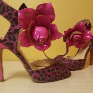 Betsy Johnson Pink Heels very good condition